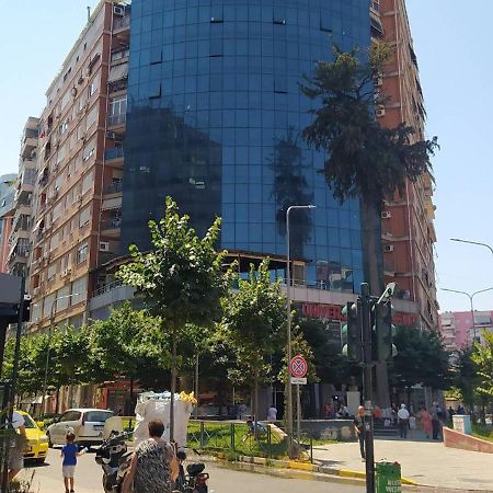 Selvia Apartament Tirana Eksteriør billede