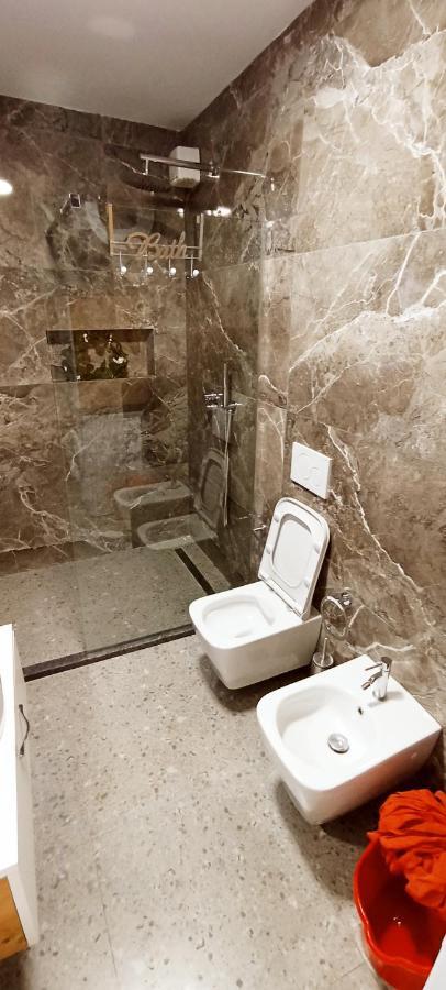 Selvia Apartament Tirana Eksteriør billede